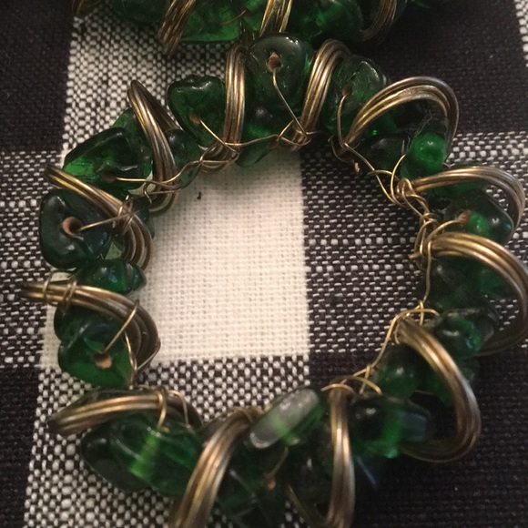 Set of 4 Beaded Napkin Rings - Picture 3 of 3